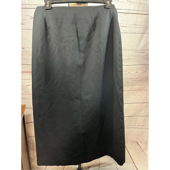 Josephine Chaus 10 petite 100% wool black skirt - 2465 - Picture 2 of 3